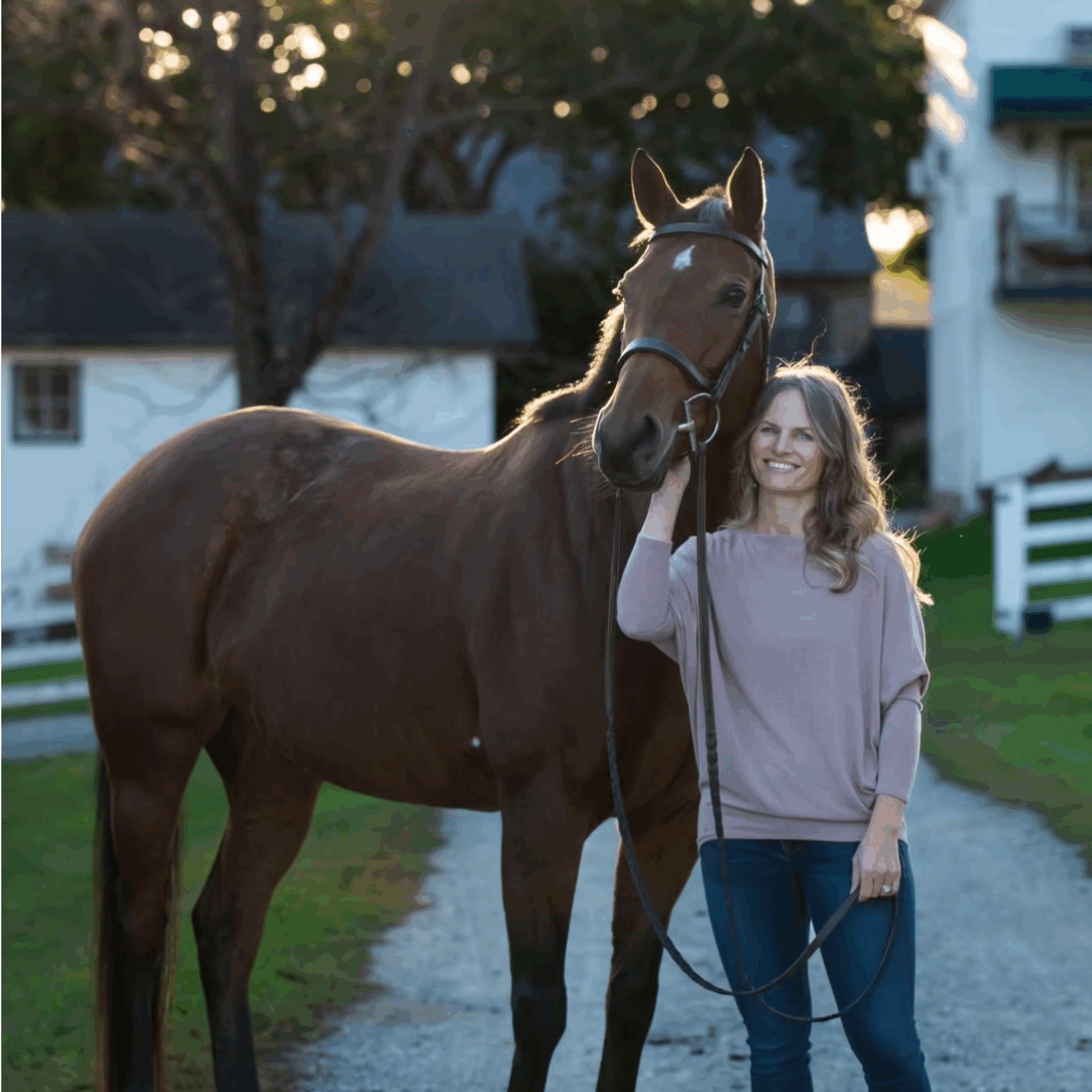 A photo of Lauren Narkiewicz with her horse Gia.