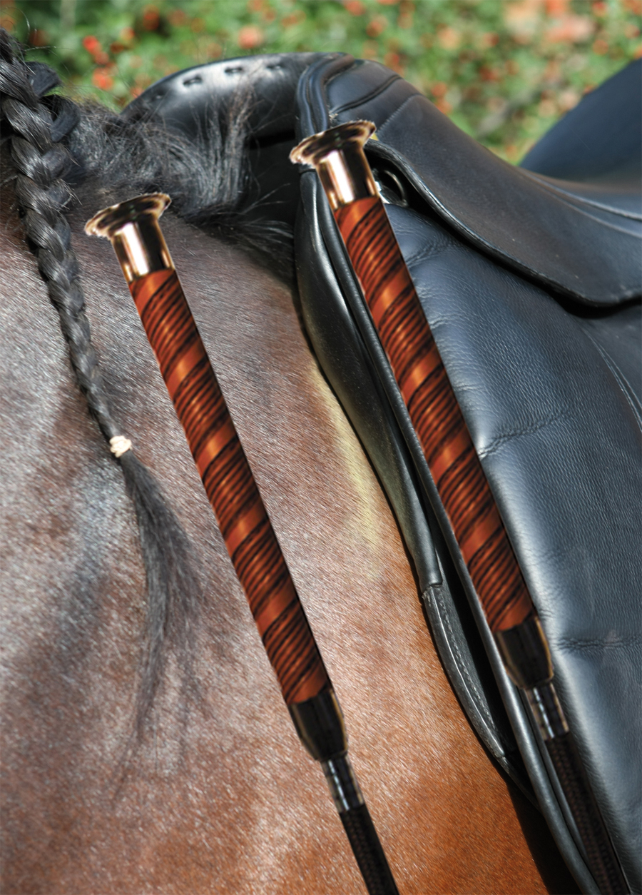 The angle of this saddle is the same as the shoulder angle of the horse which is desirable.