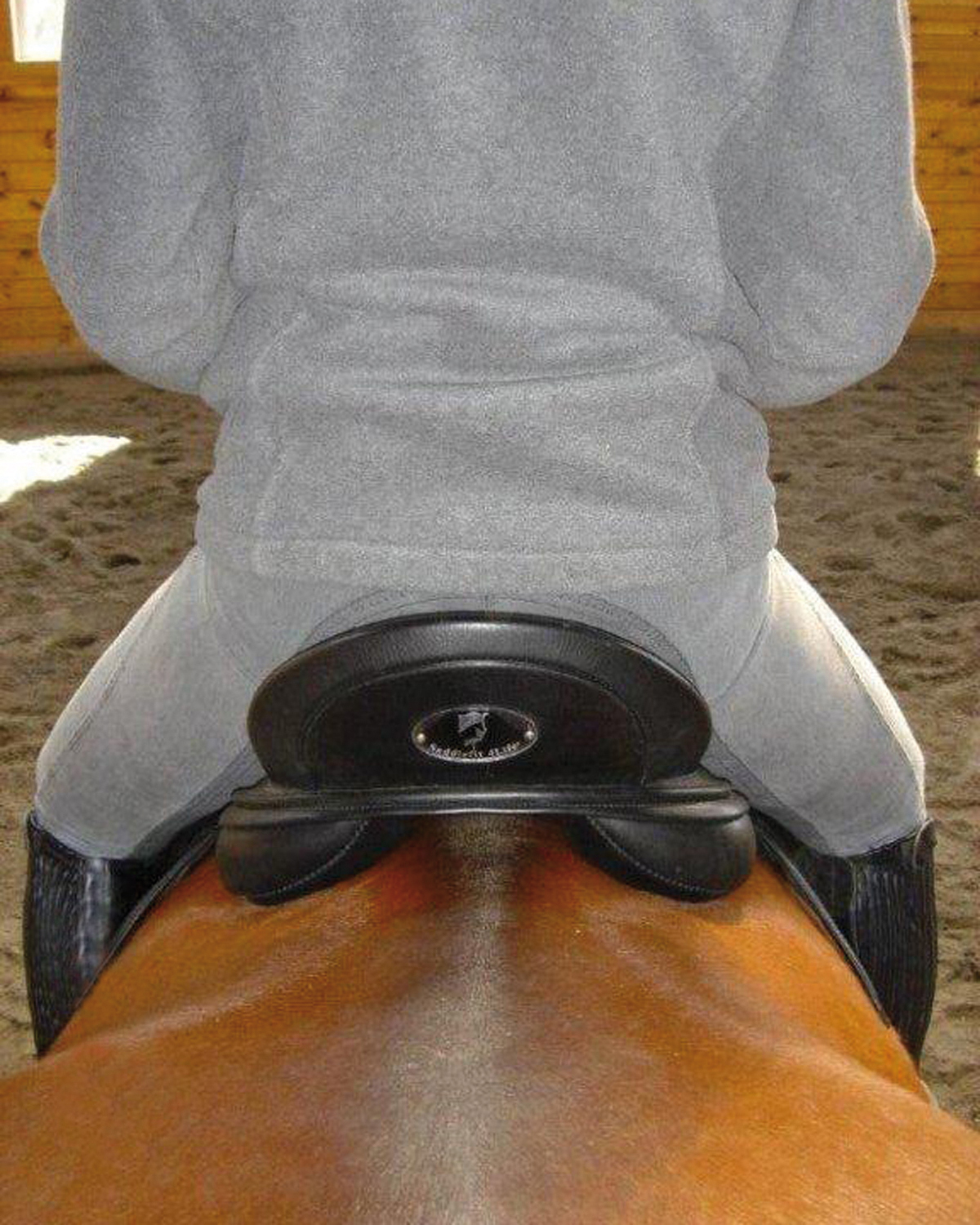 This saddle has a wide gullet channel with good distribution of the rider's weight on the horse's saddle support area.